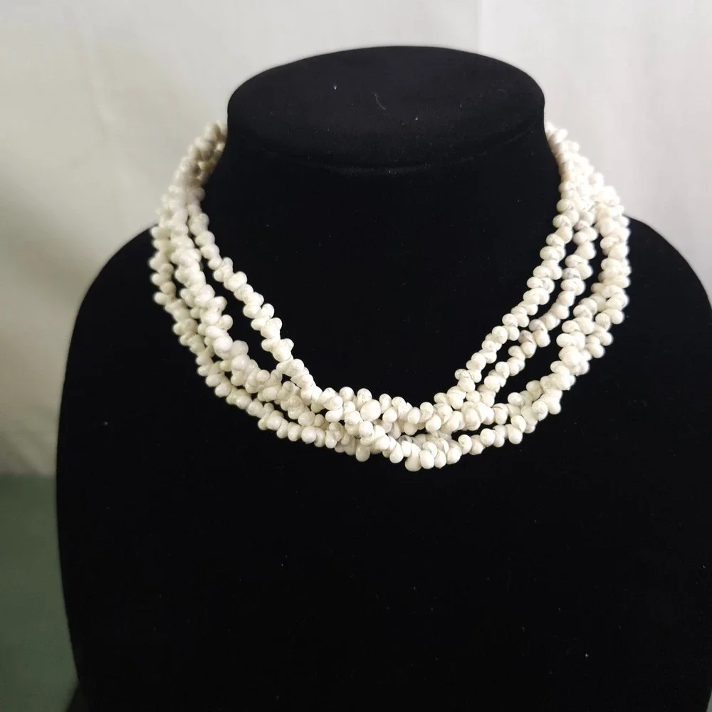 Vintage 2 strand pearl necklace possibly made with angel skin coral beads